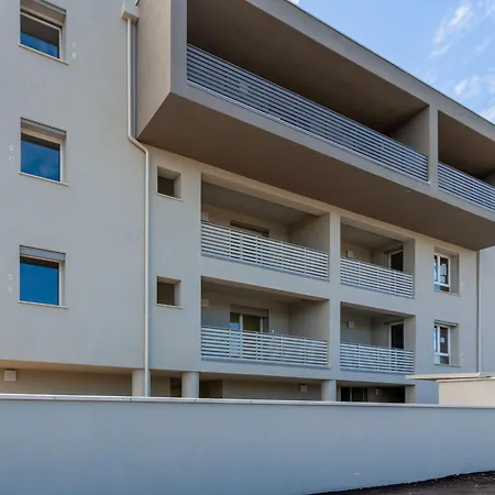 Ltapartments -bilocale Con Parcheggio A 900m Dalla Torre 公寓 比萨